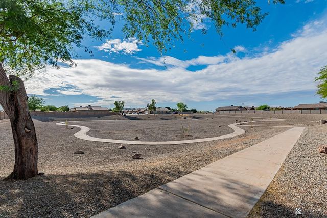 1051 S 47 Ave, Yuma, AZ 85364