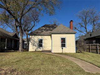 917 W Sears Street, Denison, TX 75020