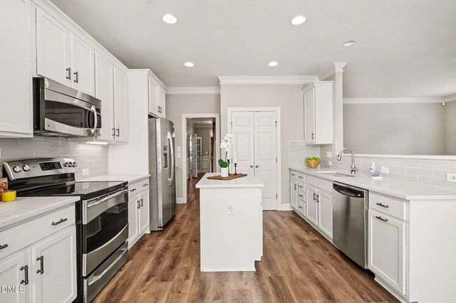 1205 Palace Garden Way, Raleigh, NC 27603