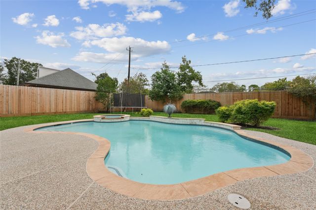 7903 Burgoyne Road, Houston, TX 77063