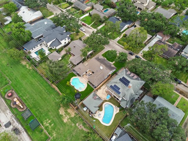 7903 Burgoyne Road, Houston, TX 77063