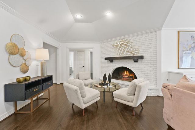 7903 Burgoyne Road, Houston, TX 77063