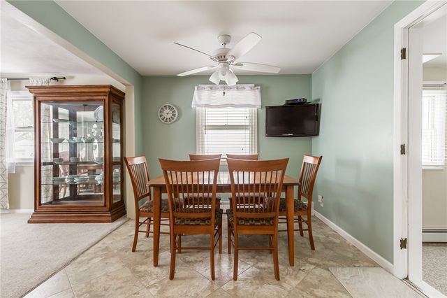 131 Meadow Circle, Irondequoit, NY 14609