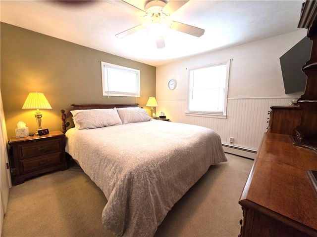 131 Meadow Circle, Irondequoit, NY 14609