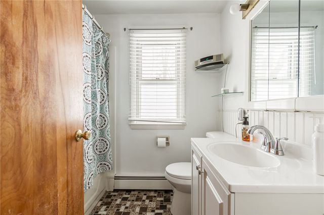 131 Meadow Circle, Irondequoit, NY 14609