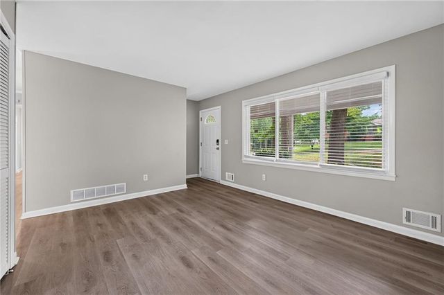 2381 Melody Lane NW, Kennesaw, GA 30152