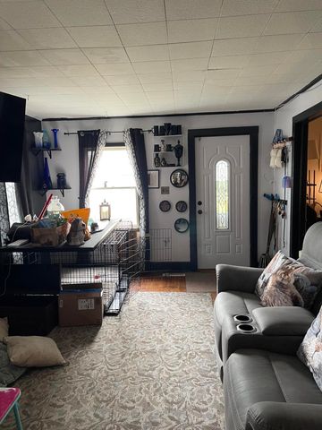 549 S West Avenue, Springfield, MO 65806