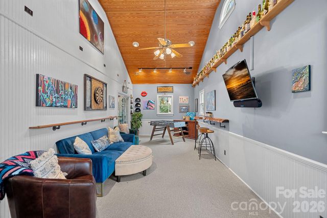 8621 Summerfield Lane, Huntersville, NC 28078