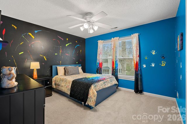 8621 Summerfield Lane, Huntersville, NC 28078