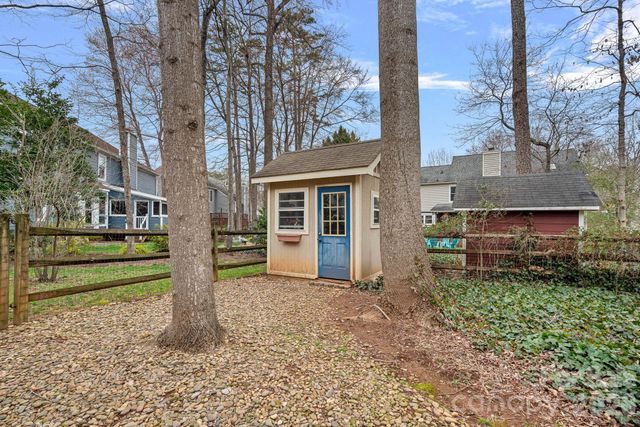 8621 Summerfield Lane, Huntersville, NC 28078