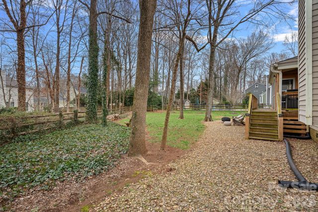 8621 Summerfield Lane, Huntersville, NC 28078