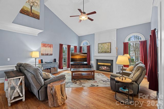 8621 Summerfield Lane, Huntersville, NC 28078