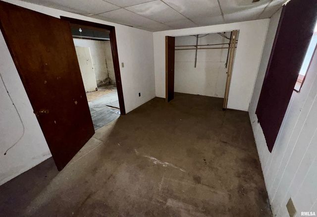 3713 W PAGEWOOD Drive, Peoria, IL 61615