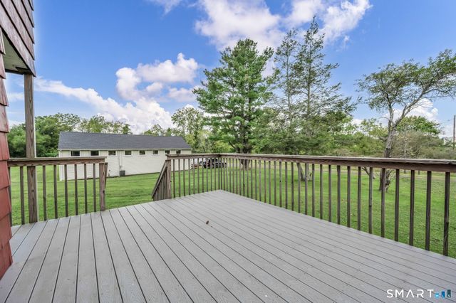 1105 Northrop Road, Wallingford, CT 06492