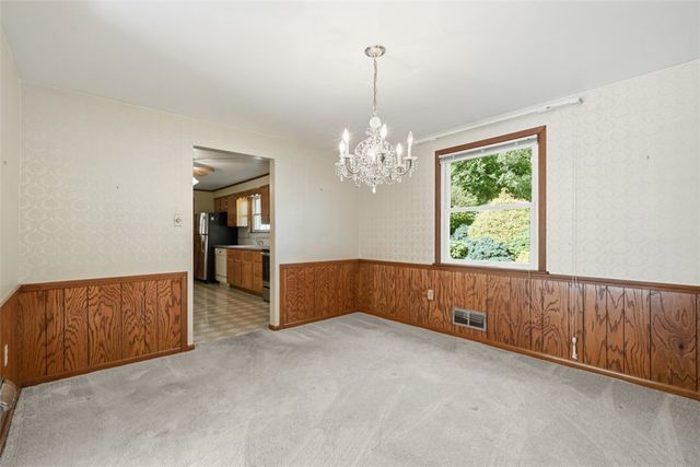 1548 Spreading Oak Dr, Scott Twp, PA 15220