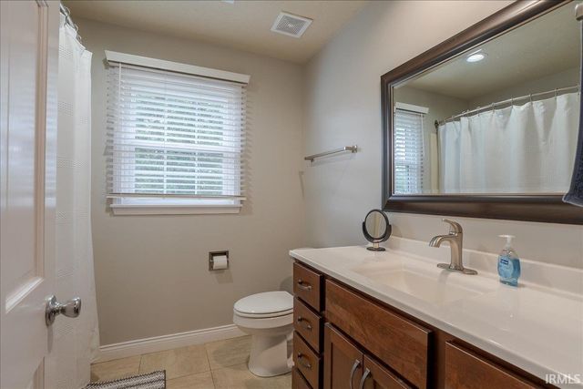 918 Stahl Court, Evansville, IN 47715