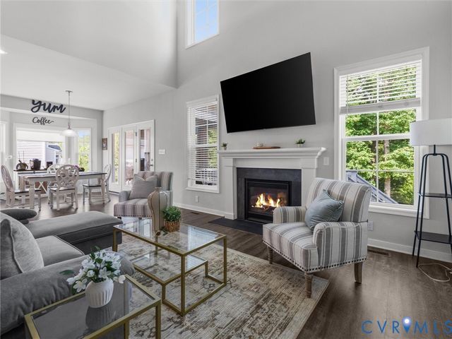 14800 Lavenham Ln, Midlothian, VA 23112