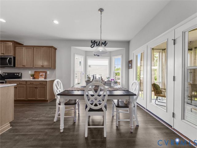 14800 Lavenham Ln, Midlothian, VA 23112