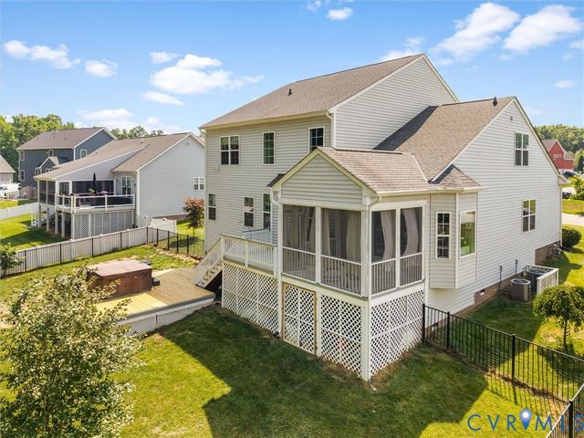 14800 Lavenham Ln, Midlothian, VA 23112