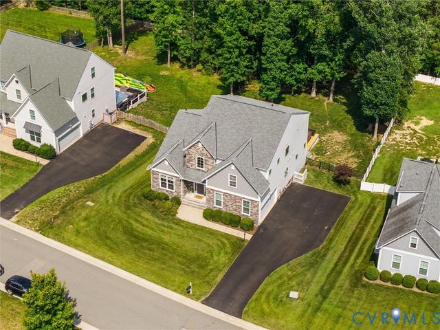 14800 Lavenham Ln, Midlothian, VA 23112