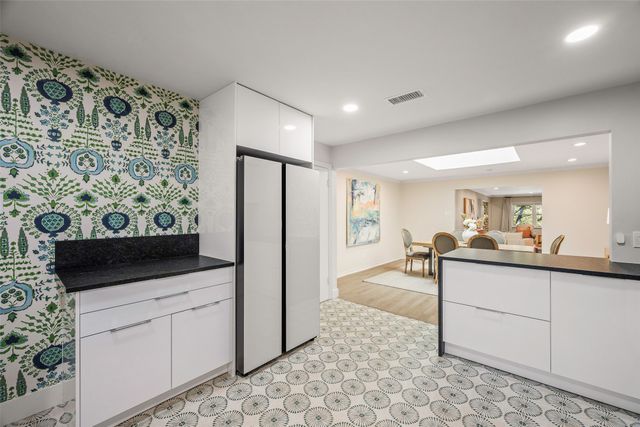 6226 Bandera Avenue C, Dallas, TX 75225