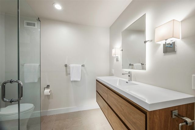 6226 Bandera Avenue C, Dallas, TX 75225