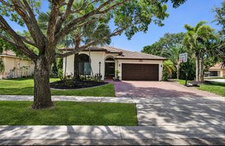 14298 NW 23rd St, Pembroke Pines, FL 33028