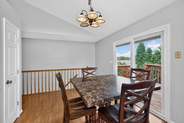 1110 Rockbridge Road, Lexington, KY 40515