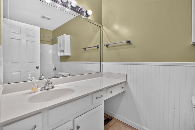 1110 Rockbridge Road, Lexington, KY 40515