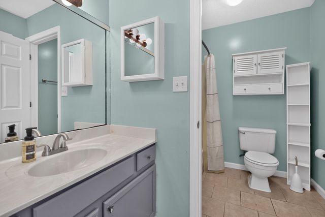 1110 Rockbridge Road, Lexington, KY 40515