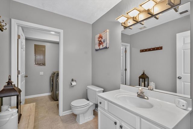 1110 Rockbridge Road, Lexington, KY 40515
