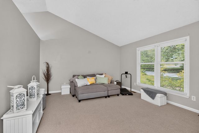1110 Rockbridge Road, Lexington, KY 40515