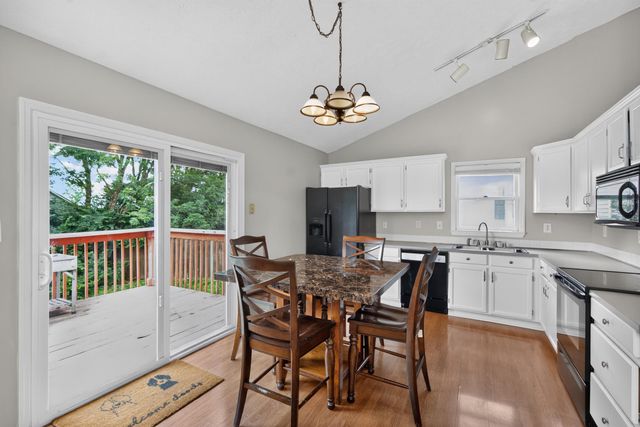 1110 Rockbridge Road, Lexington, KY 40515