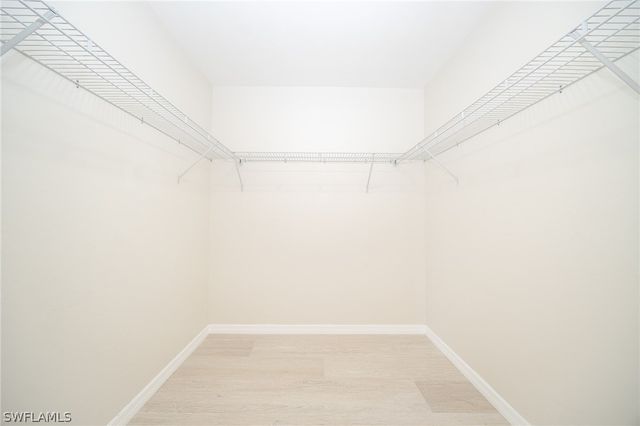 10731 Regent CIR, Naples, FL 34109