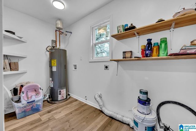 1337 5TH PLACE NW, Center Point, AL 35215