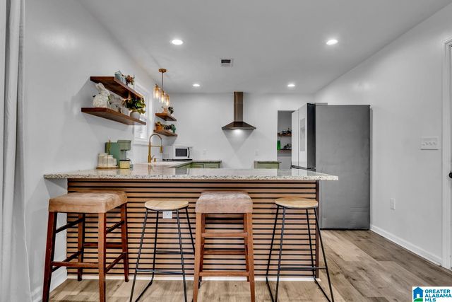 1337 5TH PLACE NW, Center Point, AL 35215