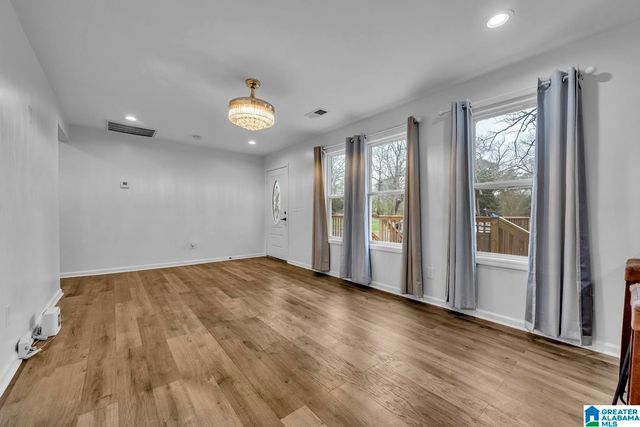 1337 5TH PLACE NW, Center Point, AL 35215