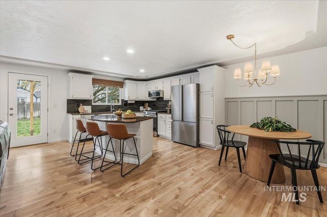 1063 E Victory Rd, Boise, ID 83706