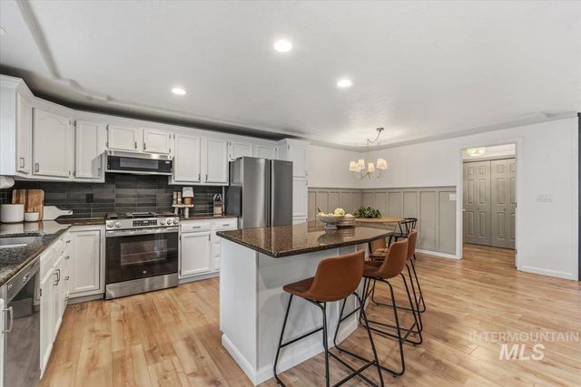 1063 E Victory Rd, Boise, ID 83706