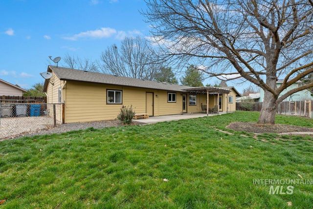 1063 E Victory Rd, Boise, ID 83706