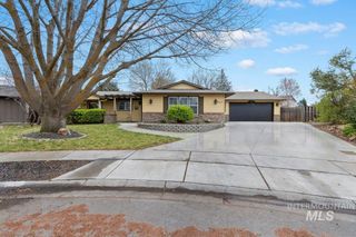 1063 E Victory Rd, Boise, ID 83706