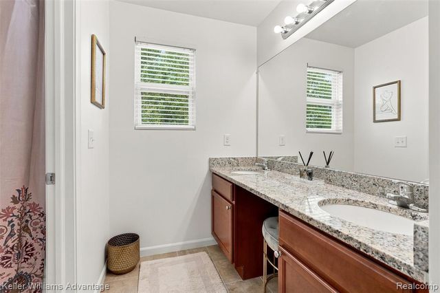 6130 Inverness Court, Romulus, MI 48174