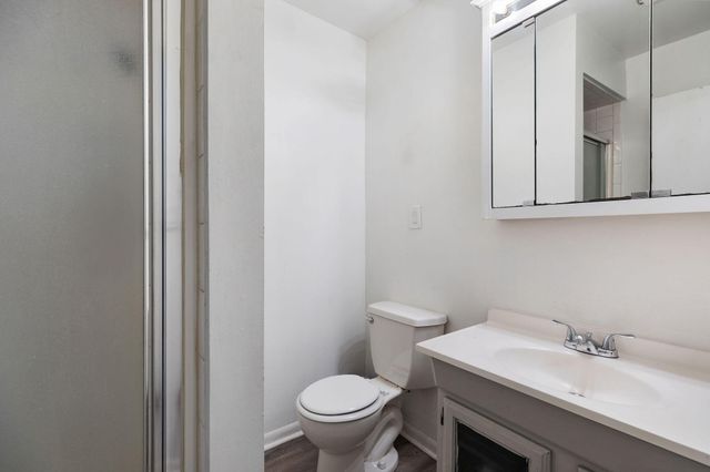 722 N Warren Avenue, Springfield, MO 65802