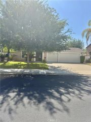 37418 Old Oak Terrace, Murrieta, CA 92562