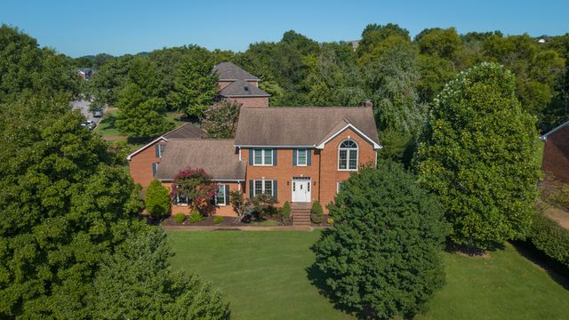 700 Rachel Dr, Goodlettsville, TN 37072
