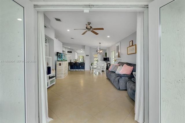 13324 SW 44th St, Miramar, FL 33027