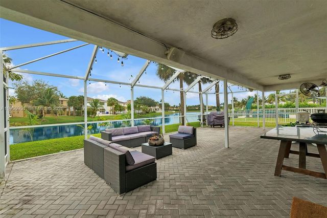 13324 SW 44th St, Miramar, FL 33027