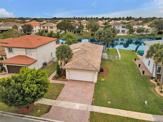 13324 SW 44th St, Miramar, FL 33027