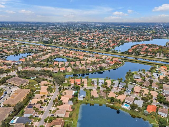 13324 SW 44th St, Miramar, FL 33027