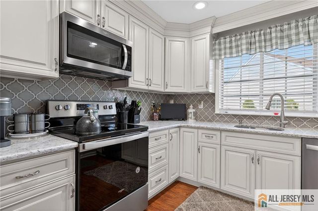 637 Madison Drive 637B, Monroe, NJ 08831